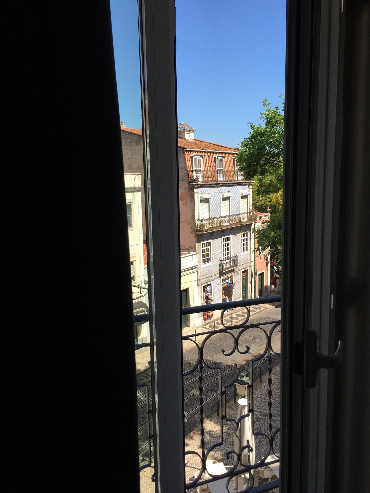 Aparthotel Dalma Old Town - Castelo Lisbona Esterno foto